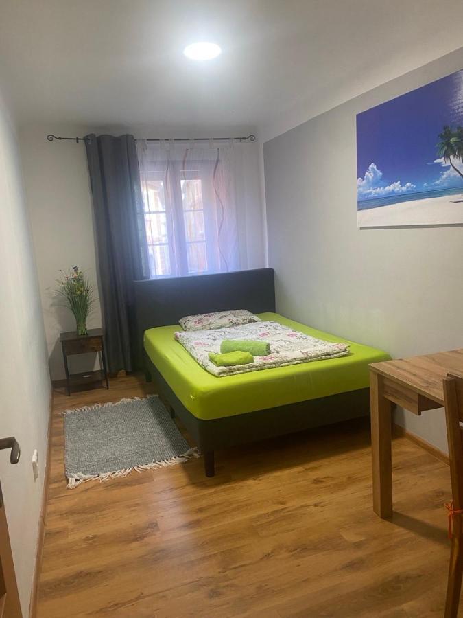 Apartment Am Schlosspark 3 Cheb Buitenkant foto